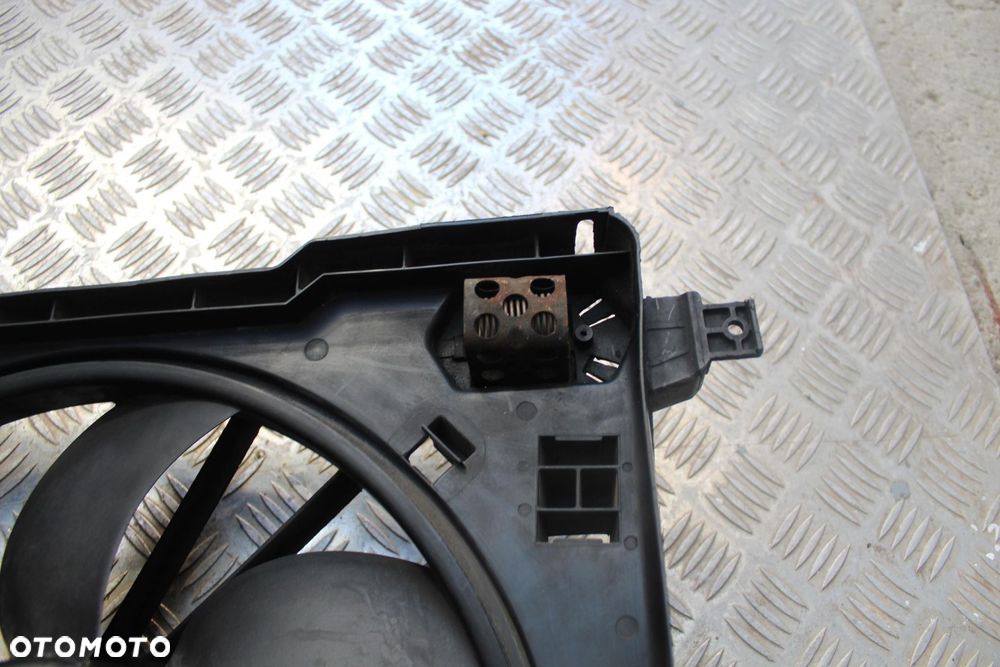 WENTYLATOR CHŁODNICY RENAULT SCENIC II 1.9 DCI 8200151465 - 3