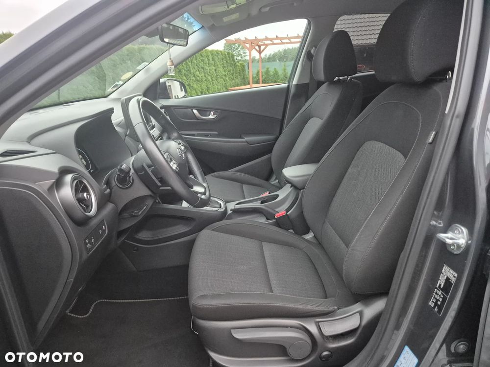 Hyundai Kona - 22