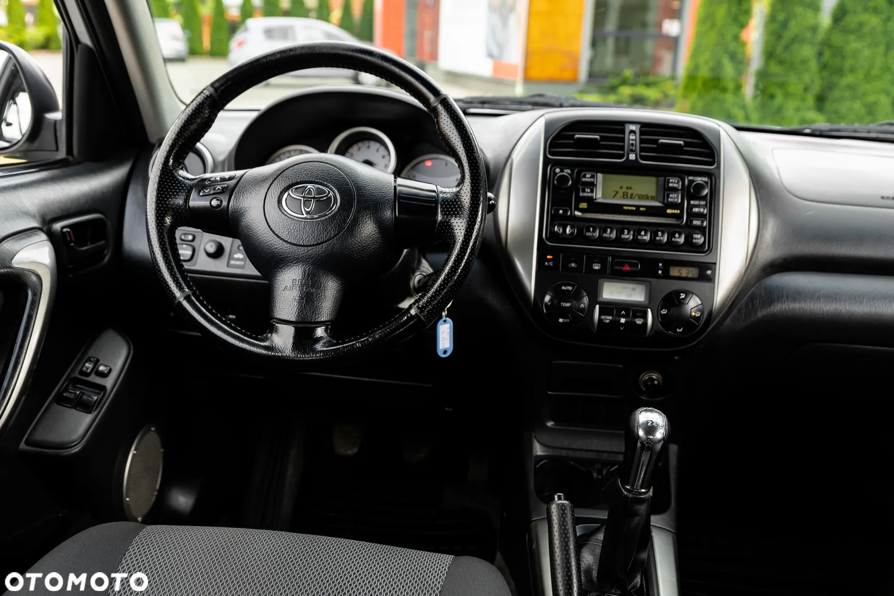 Toyota RAV4 2.0 VVT-i Sol - 6