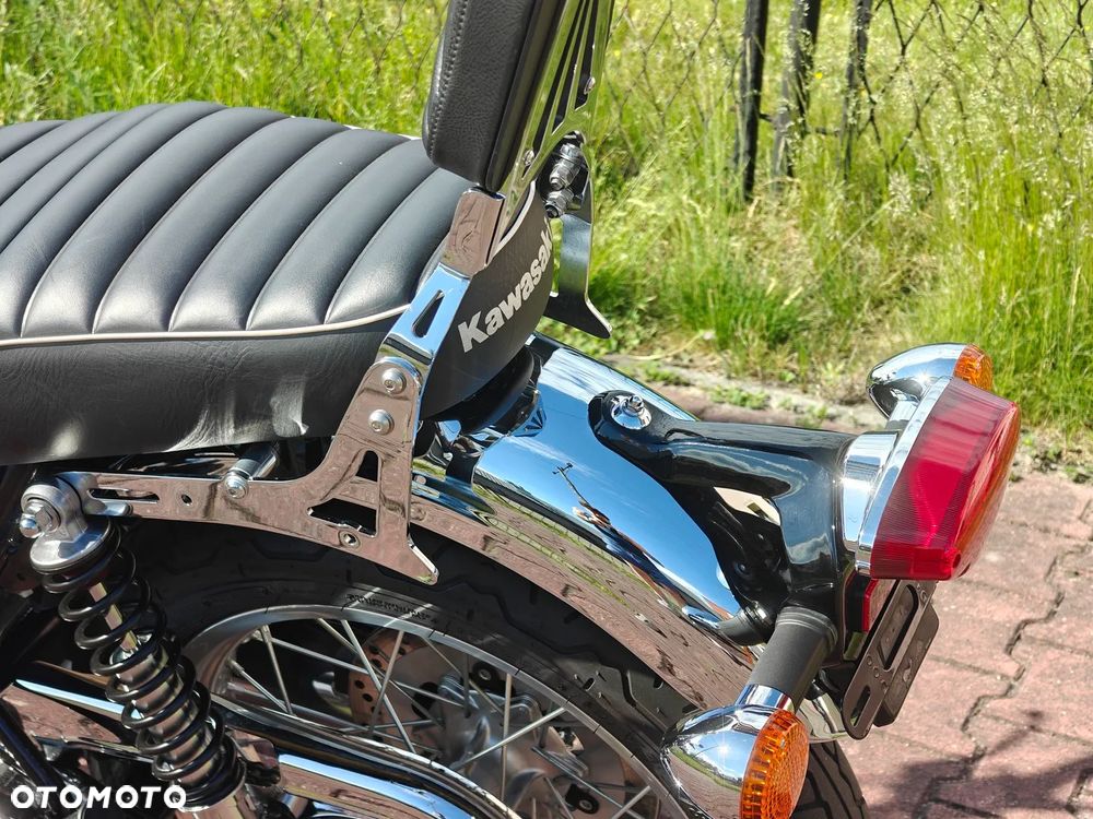 Kawasaki Inny - 33
