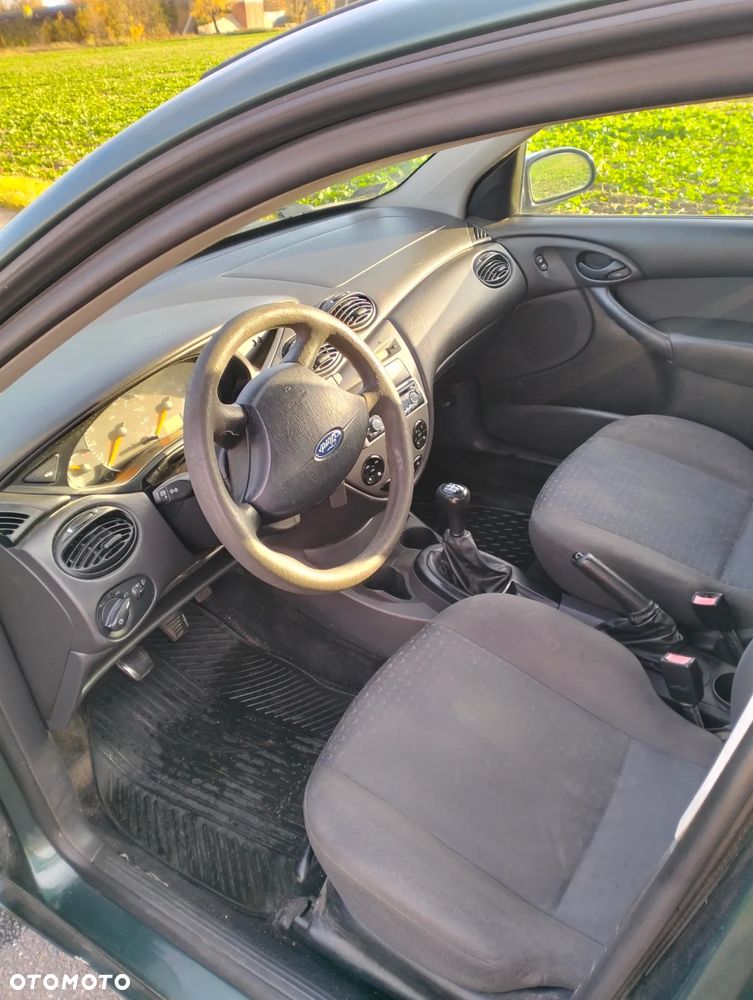 Ford Focus 1.6 Comfort - 8