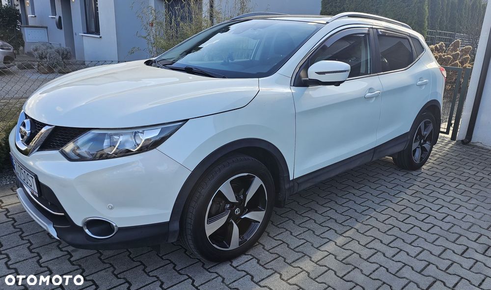 Nissan Qashqai 1.2 DIG-T N-Connecta EU6 - 1