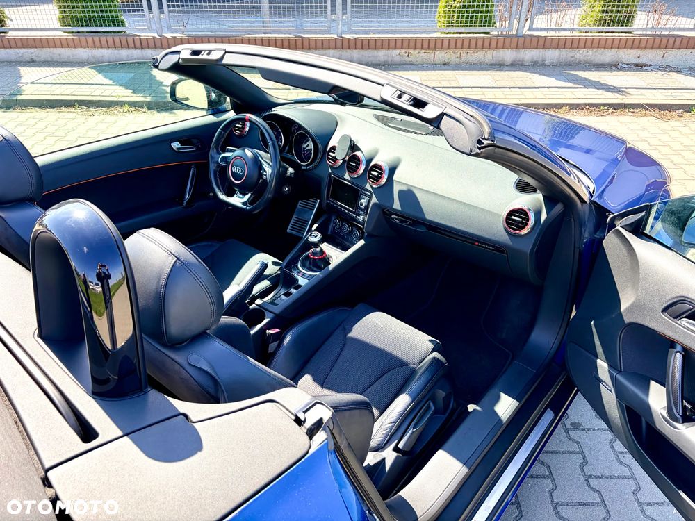 Audi TT Roadster - 9
