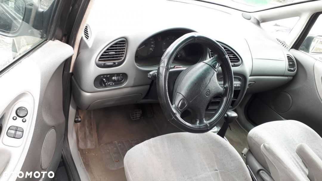 Na części Volkswagen Sharan I 1.9 TDI Skrzynia Automatyczna diesel 7 osobowy - 5
