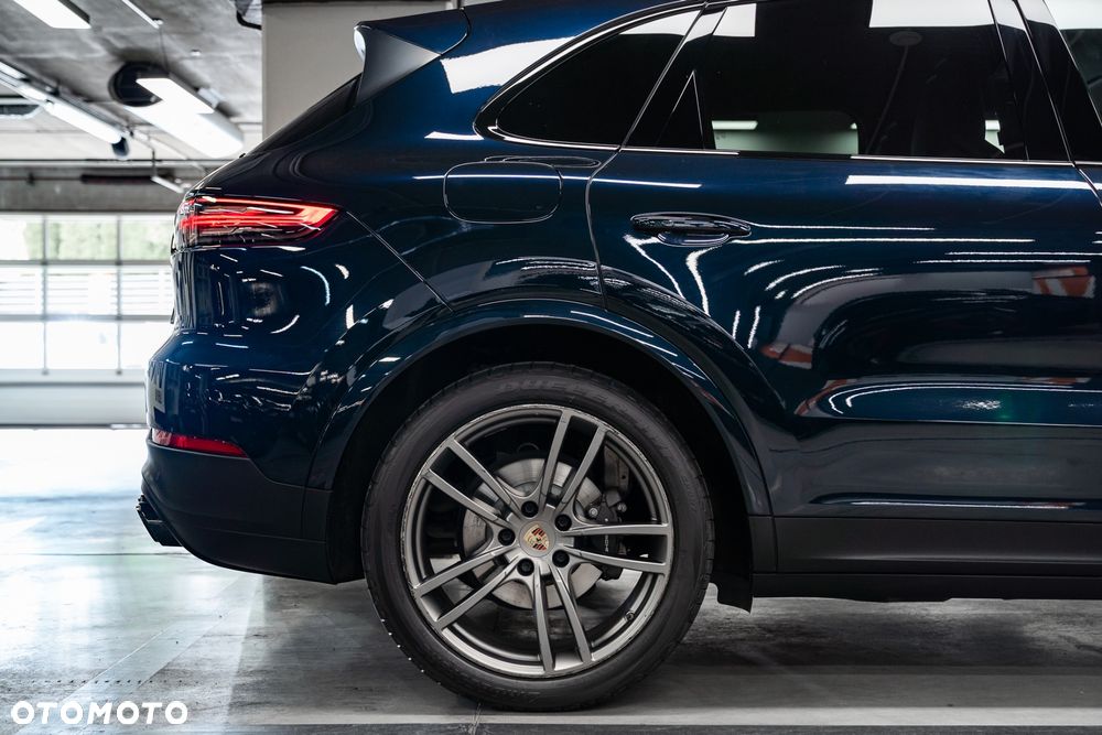 Porsche Cayenne Standard - 17