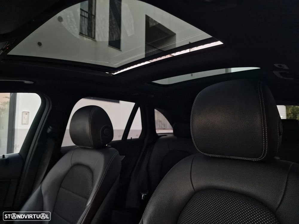 Mercedes-Benz GLC 300 de 4Matic 9G-TRONIC Exclusive - 29