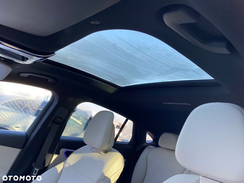 Mercedes-Benz GLC - 11