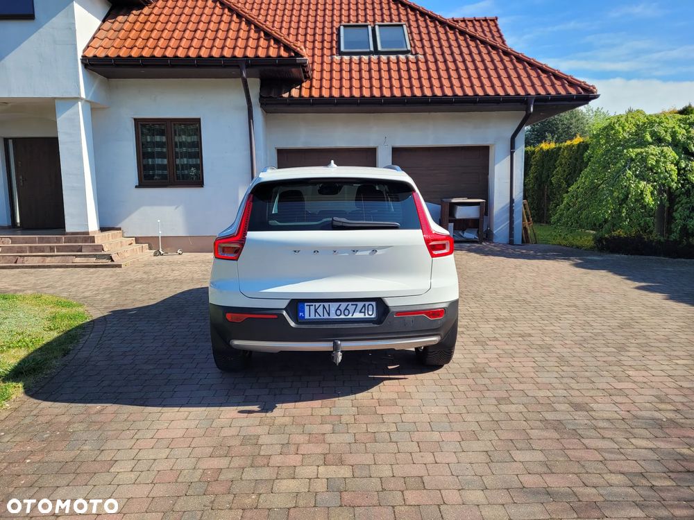 Volvo XC 40 T2 Momentum - 6
