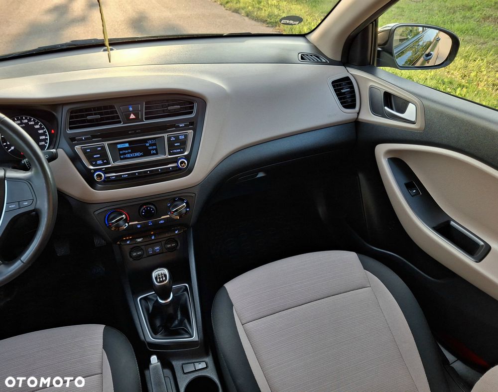 Hyundai i20 1.2 BlueDrive Fresh - 21