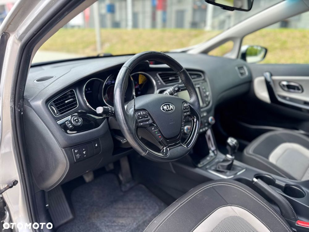 Kia Ceed 1.6 CRDi Business Line - 14