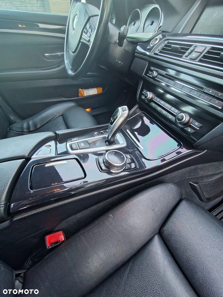 BMW Seria 5 - 12