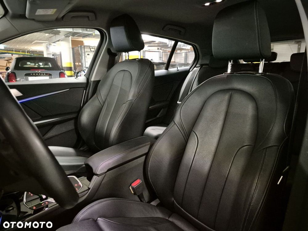 BMW Seria 1 118i Sport Line - 13