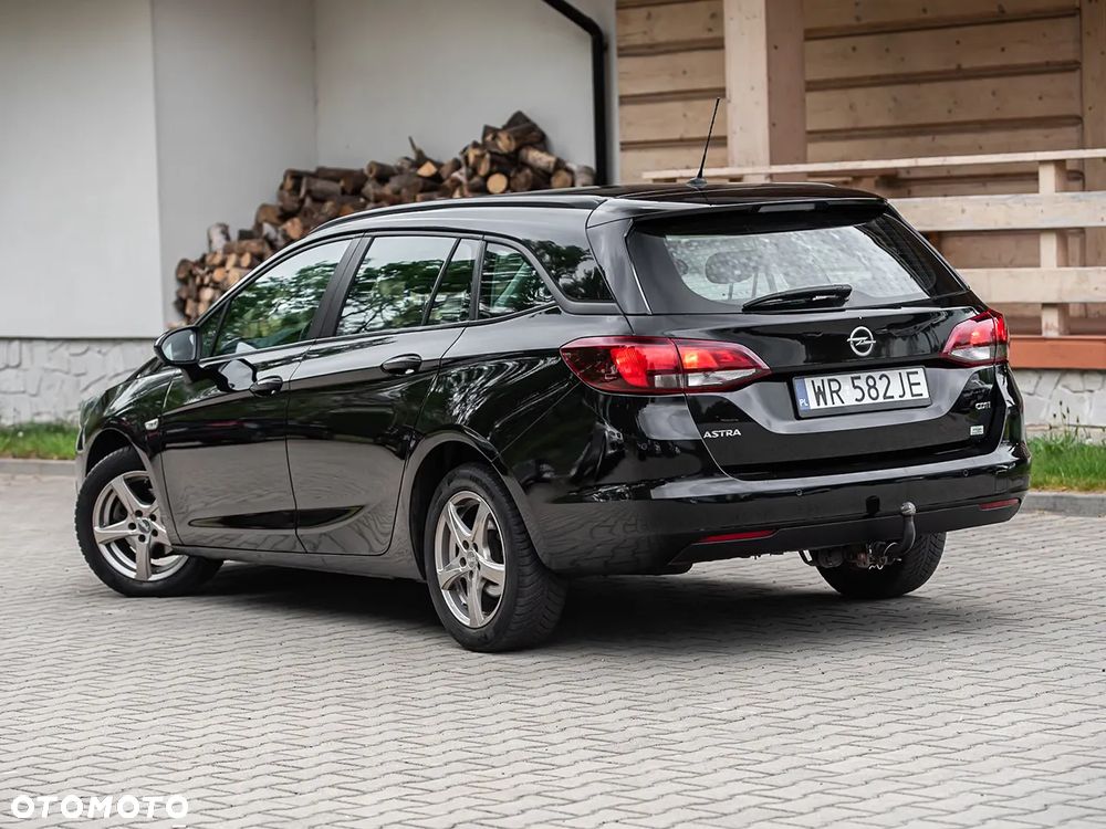 Opel Astra 1.6 D (CDTI) Business - 2