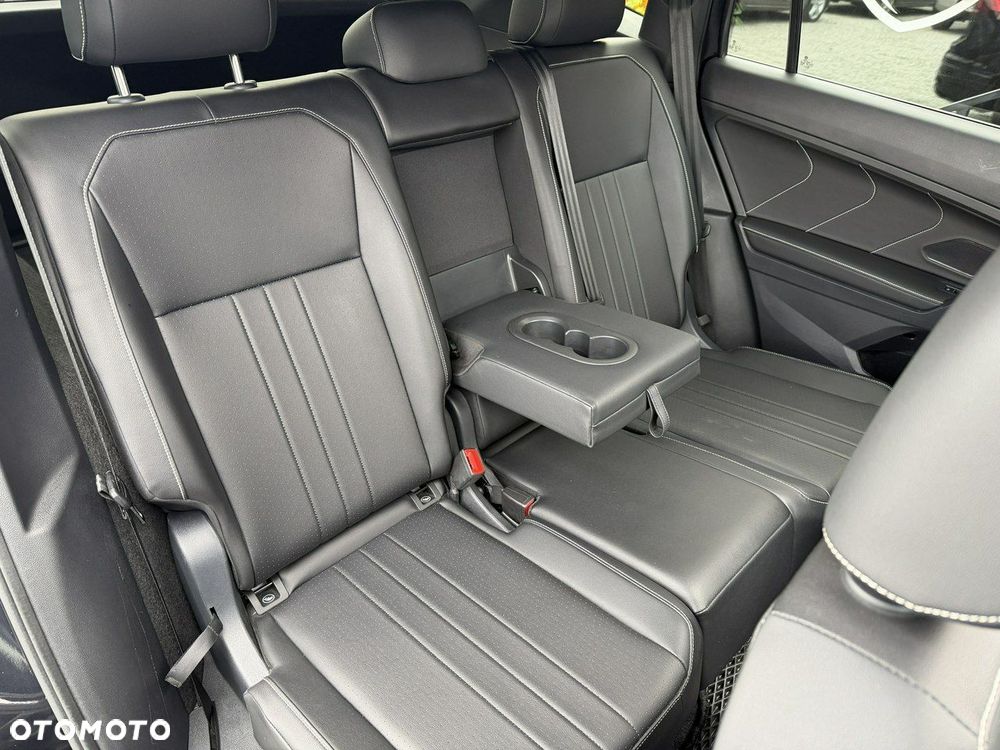 Volkswagen Tiguan Allspace 2.0 TSI OPF 4Motion DSG R-Line - 32