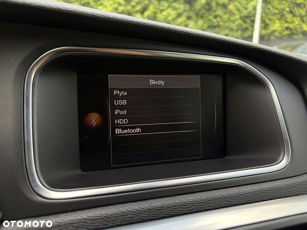 Volvo V40 T3 Momentum - 27