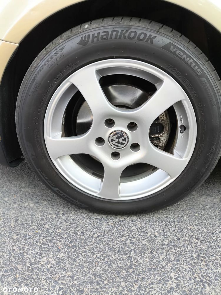 Volkswagen Passat 1.8T Comfortline - 21