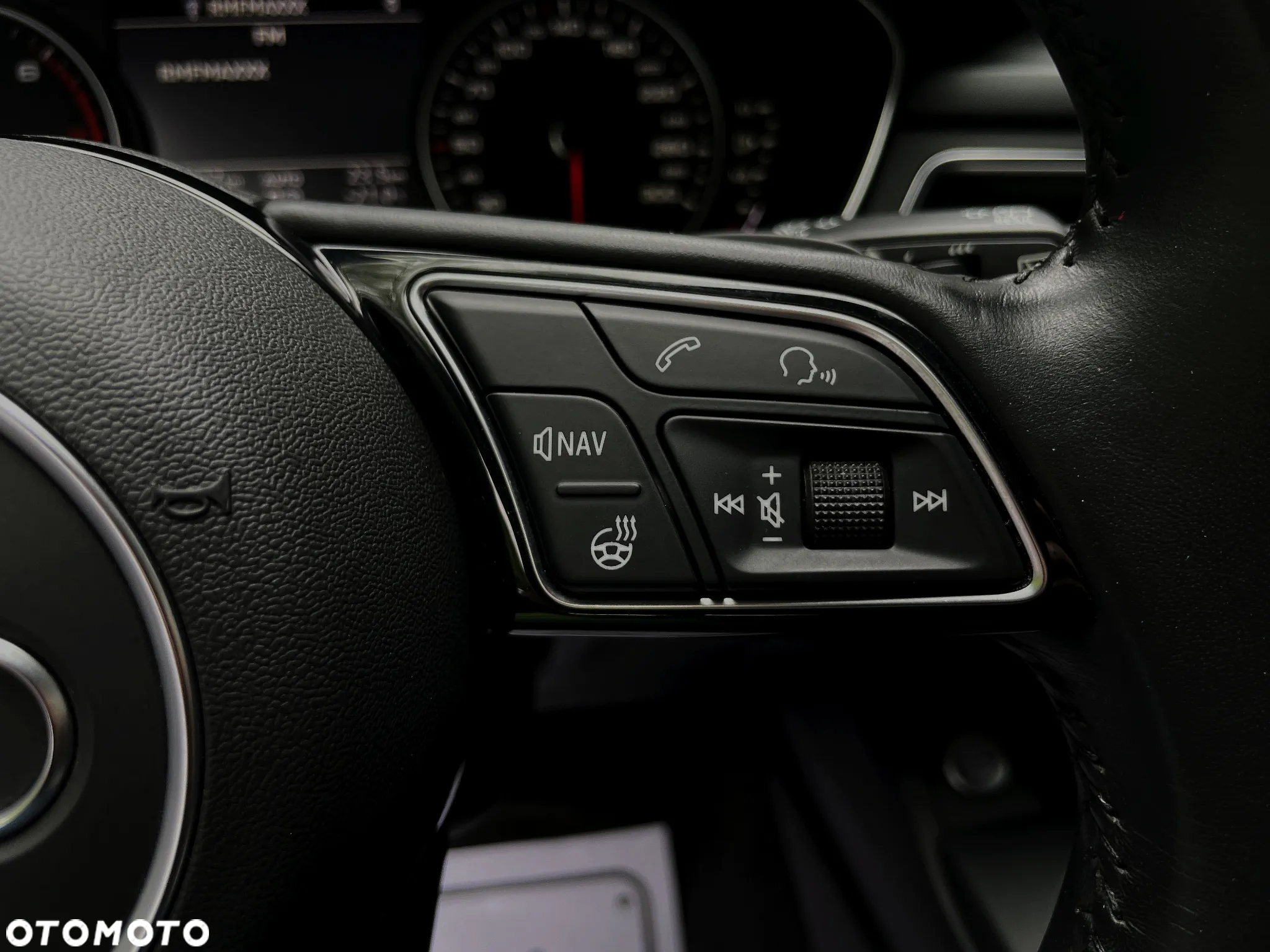 Audi A4 Avant 2.0 TFSI ultra S tronic - 24