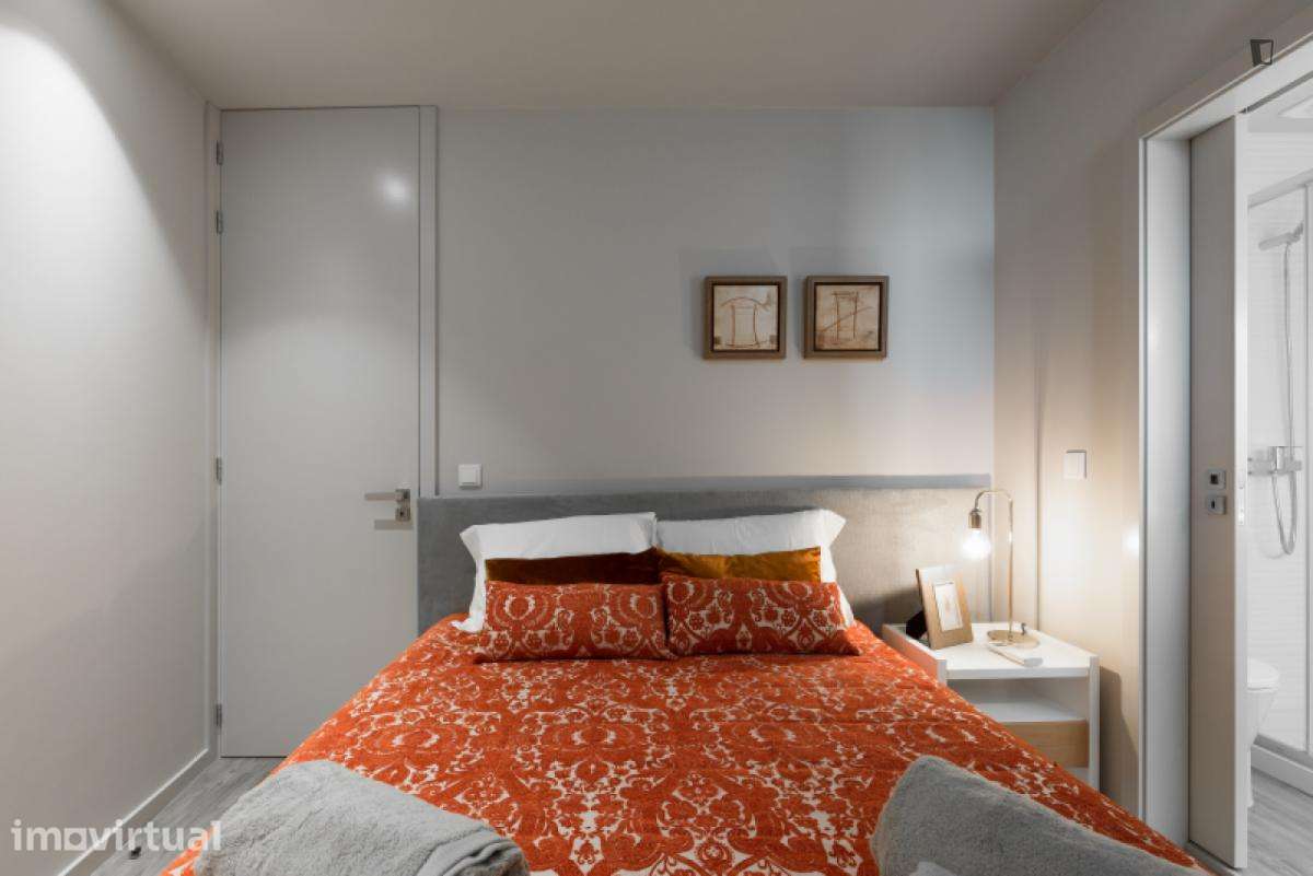 Apartamento com 3 quartos - localizado em Cedofeita Porto - Grande imagem: 3/52