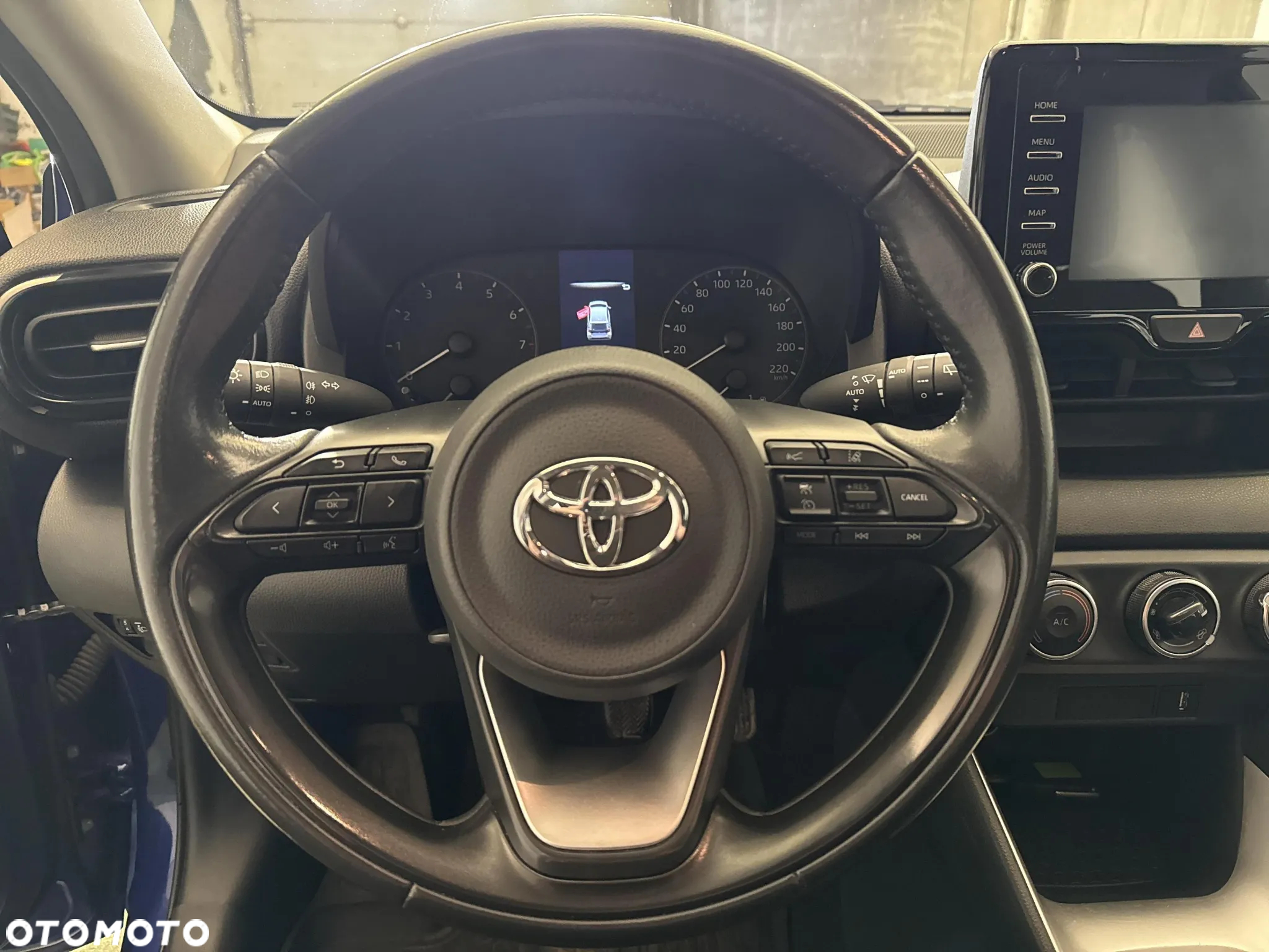 Toyota Yaris - 13