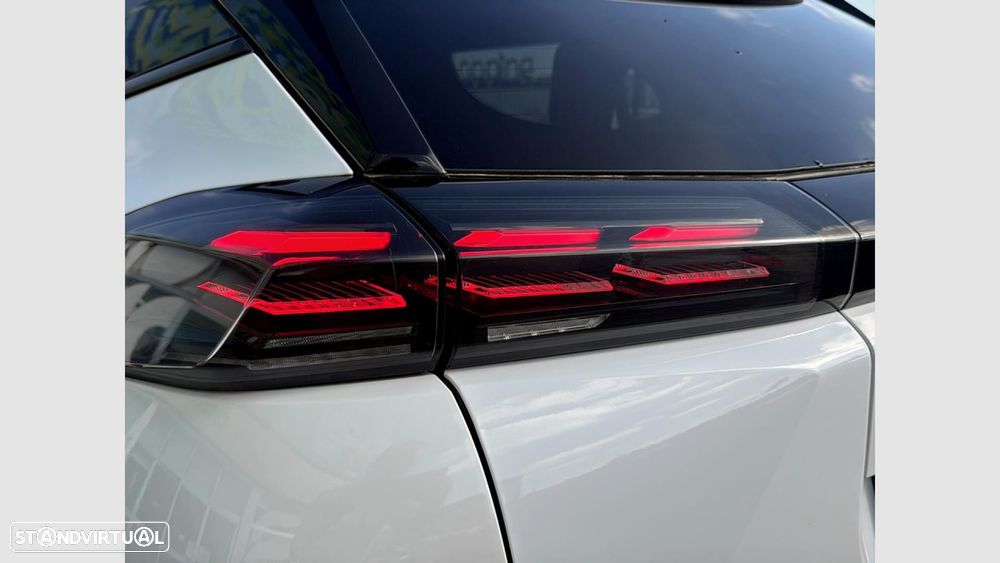 Peugeot 2008 1.2 Hybrid Allure e-DCS6 - 10