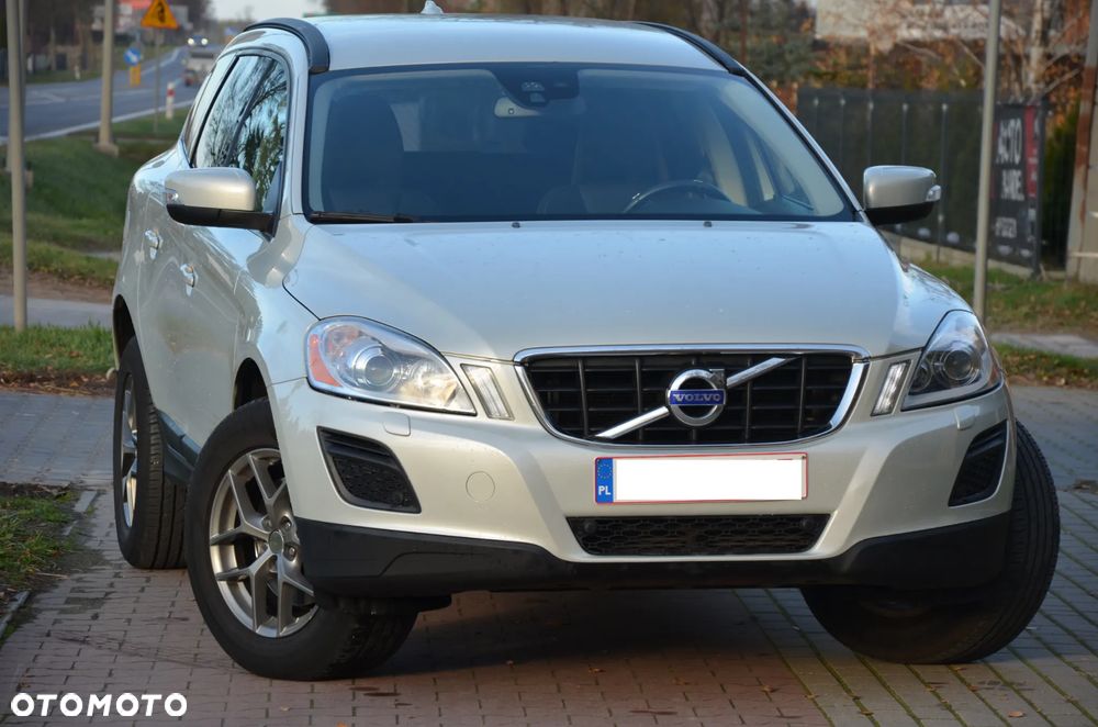 Volvo XC 60 D4 Momentum - 2