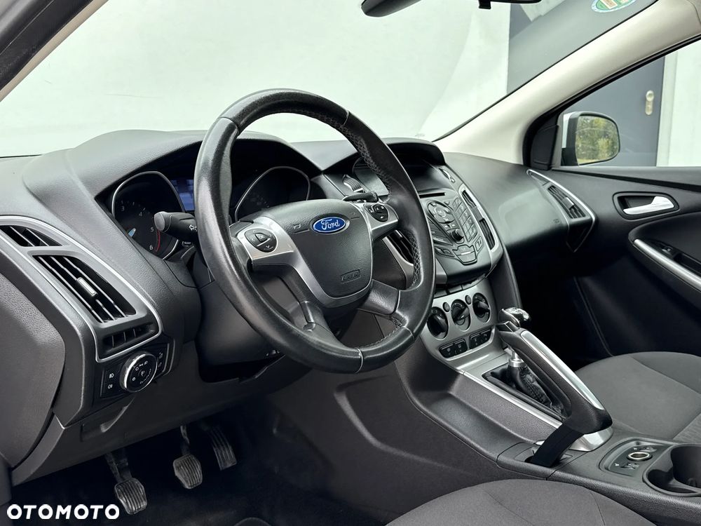 Ford Focus - 21