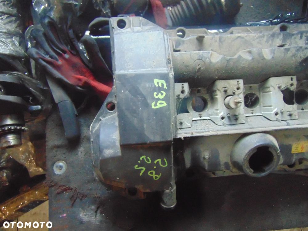Pokrywa zaworów BMW e39 e36 2,5/2,8 benzyna - 1