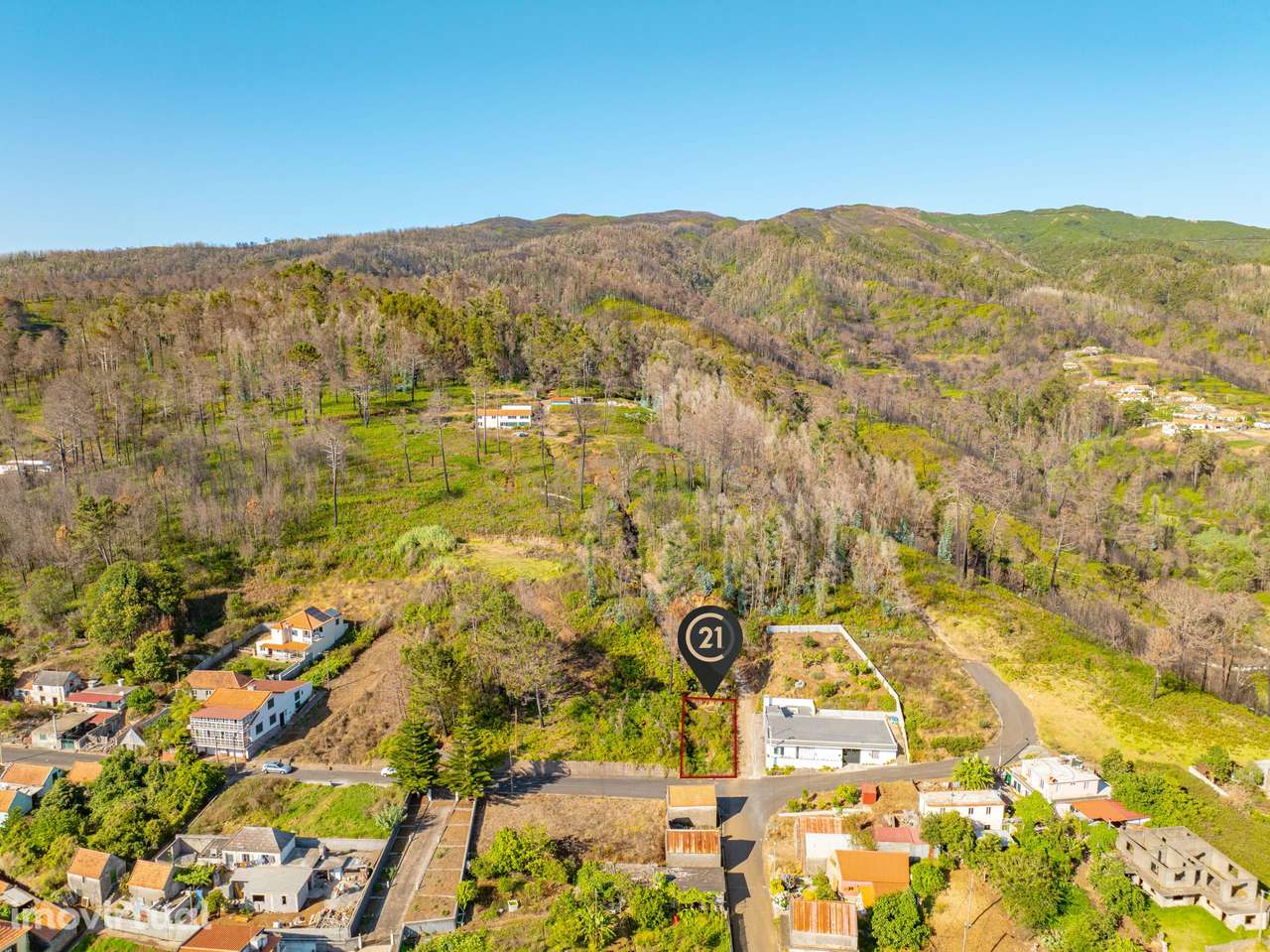 Terreno Rústico com Palheiro para Recuperação - Fajã da Ovelha - Grande imagem: 4/15