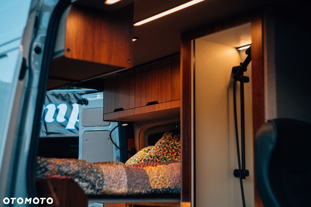 Volkswagen CRAFTER - 23