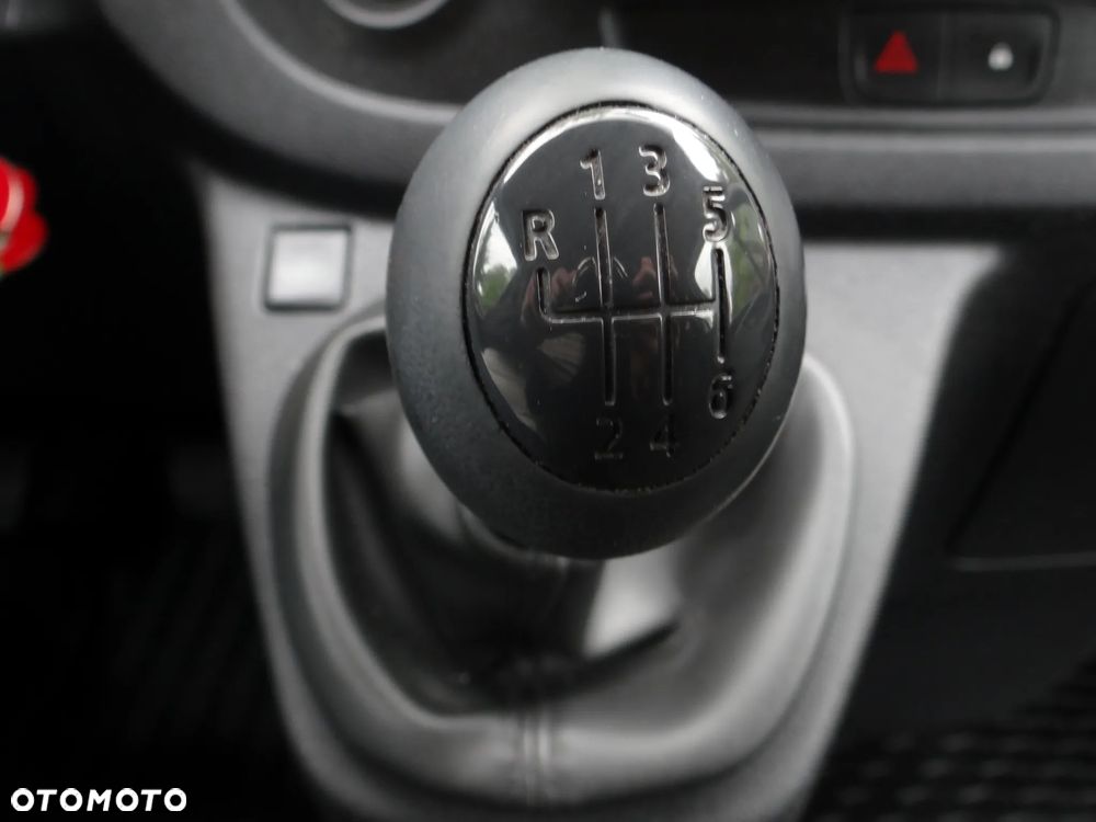 Renault Trafic ENERGY Combi Expression - 27