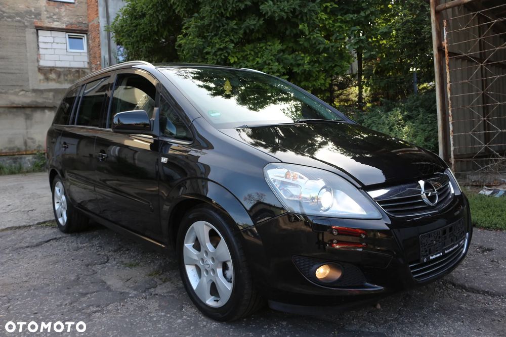 Opel Zafira 1.8 Innovation 110 Jahre - 9