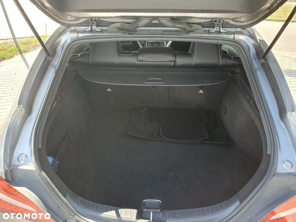 Mercedes-Benz CLA - 14