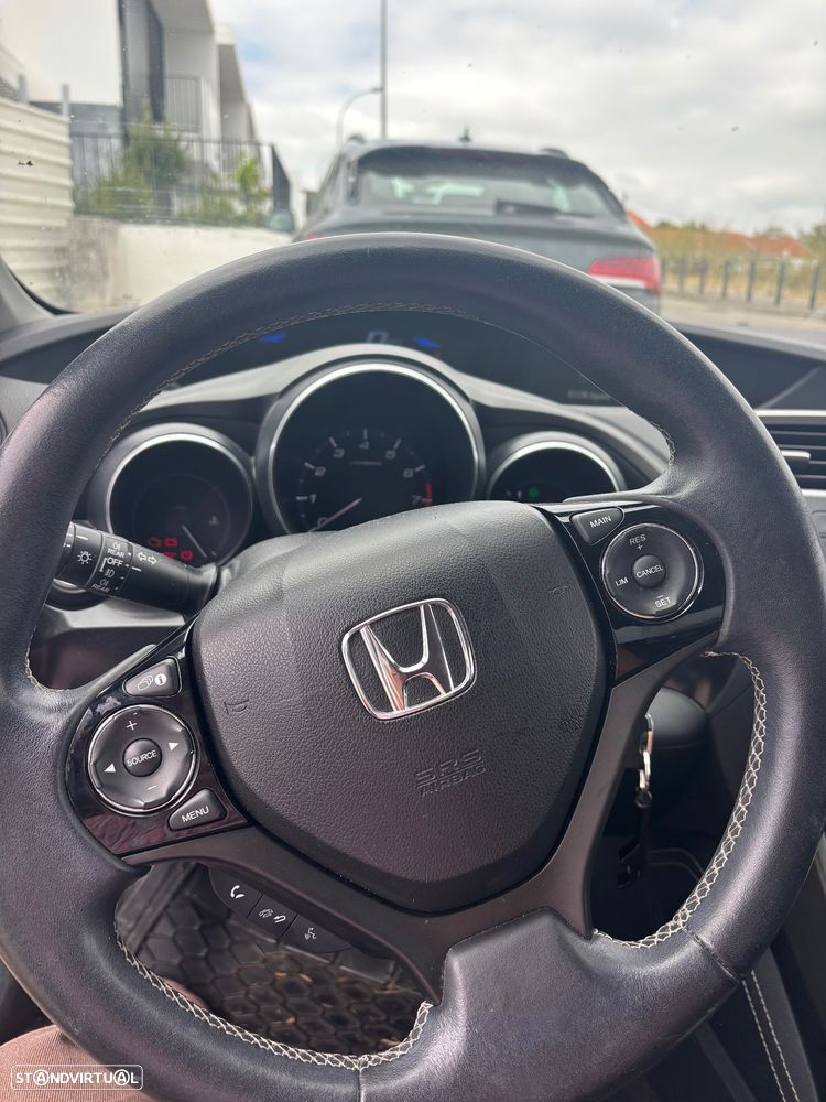Honda Civic 1.4 i-VTEC Elegance - 13