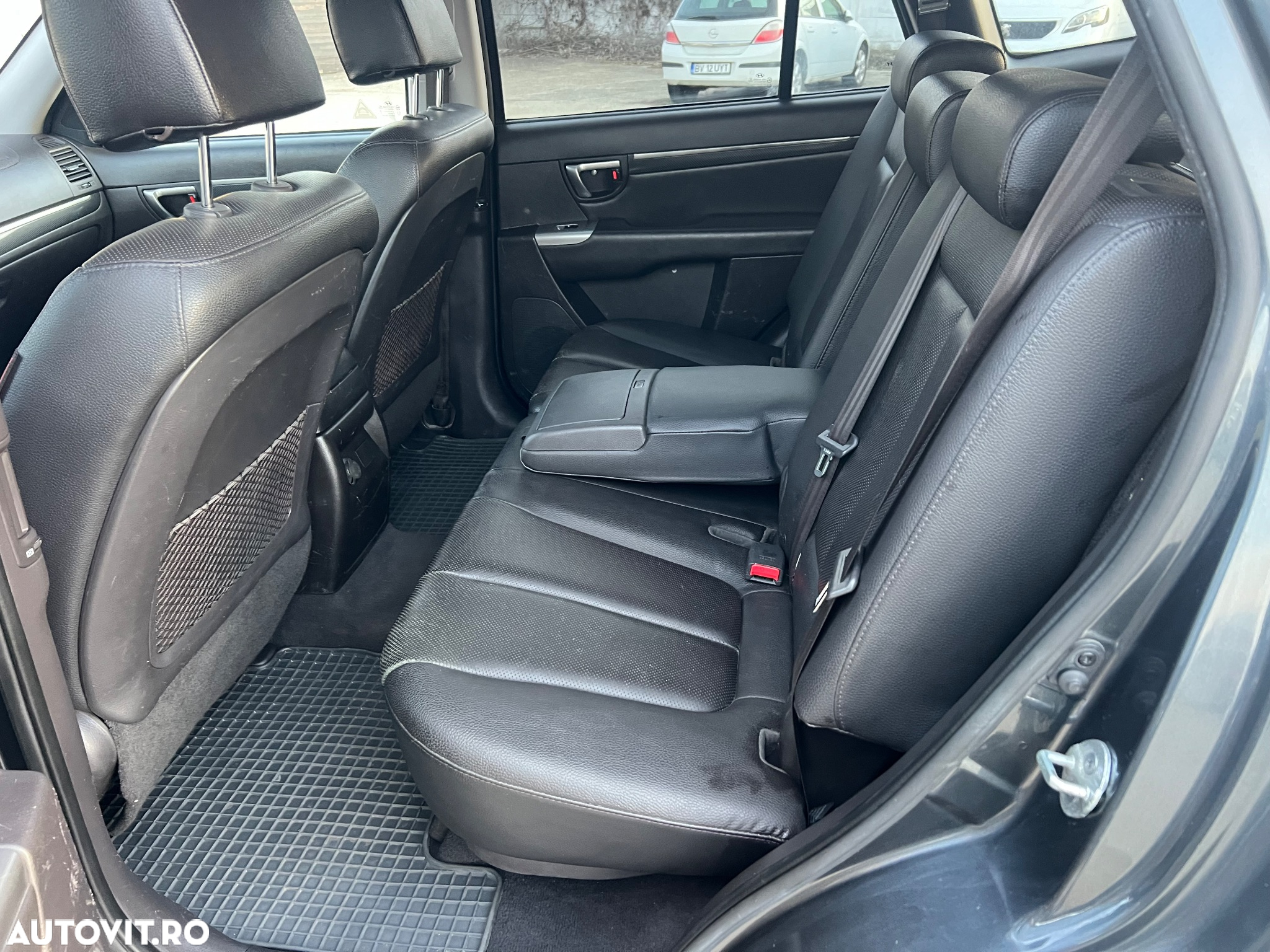Hyundai Santa Fe - 11