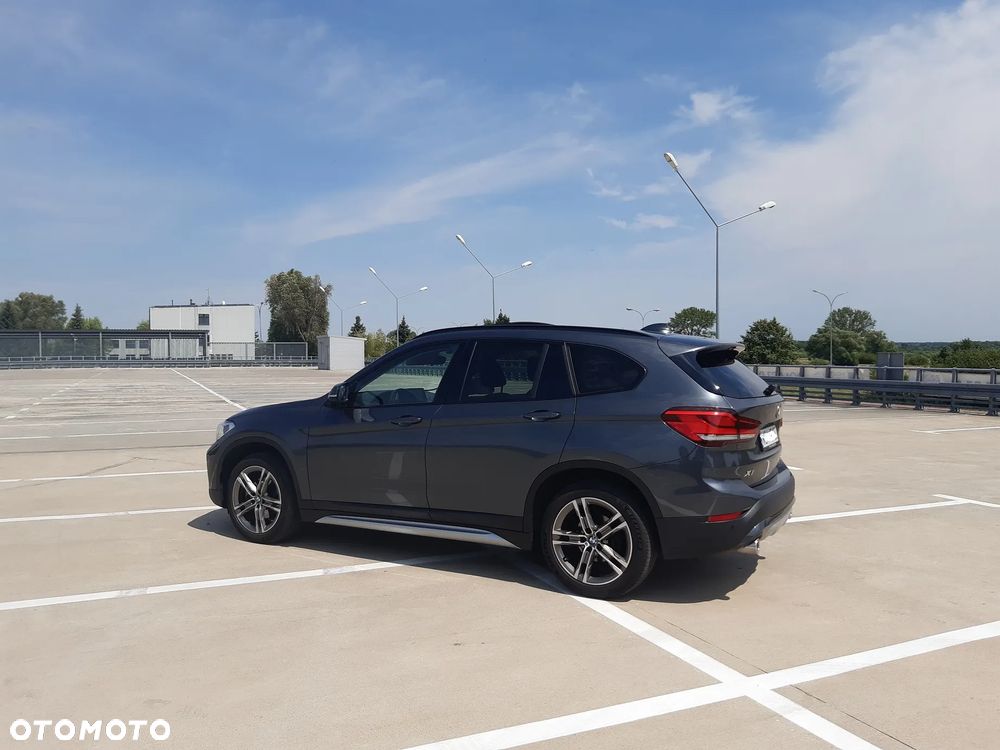 BMW X1 sDrive18d xLine - 6