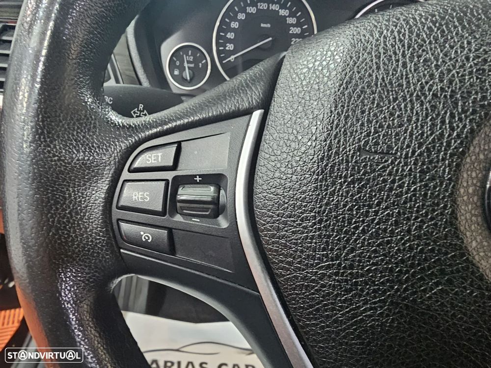 BMW 320 d Pack M Auto - 15