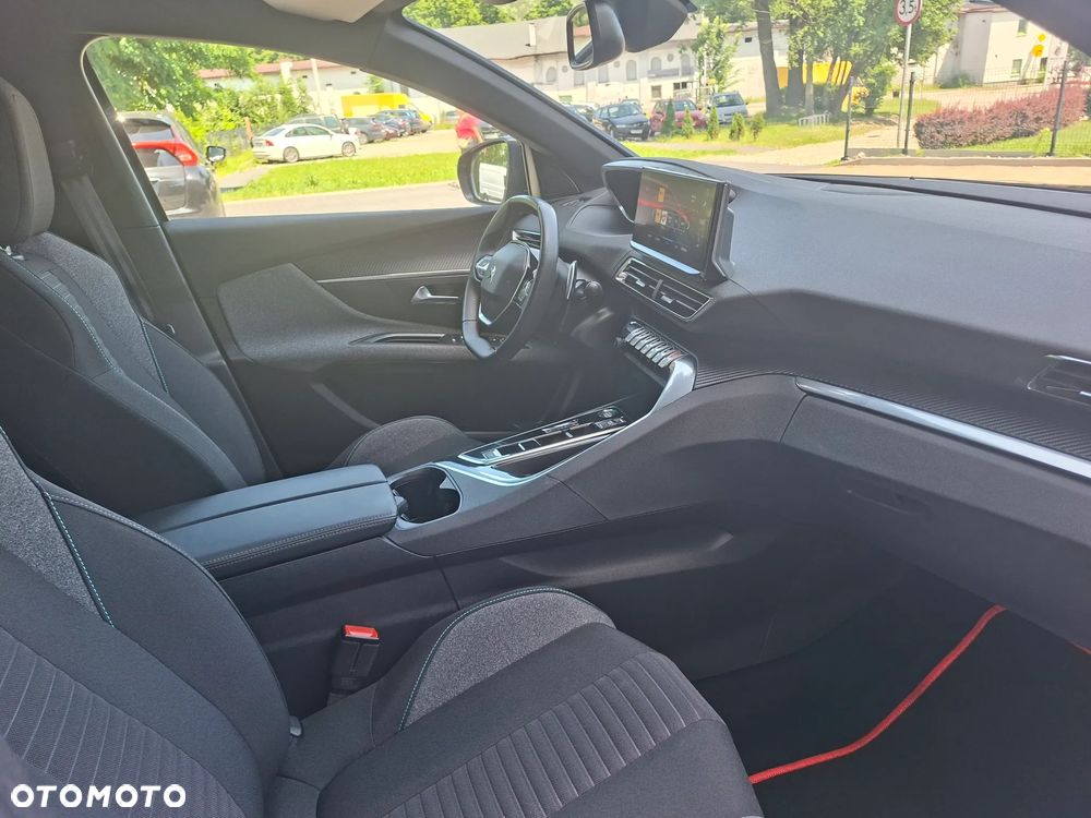Peugeot 5008 - 23