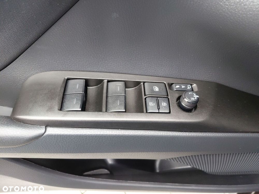 Toyota Camry 2.5 Hybrid Comfort CVT - 20