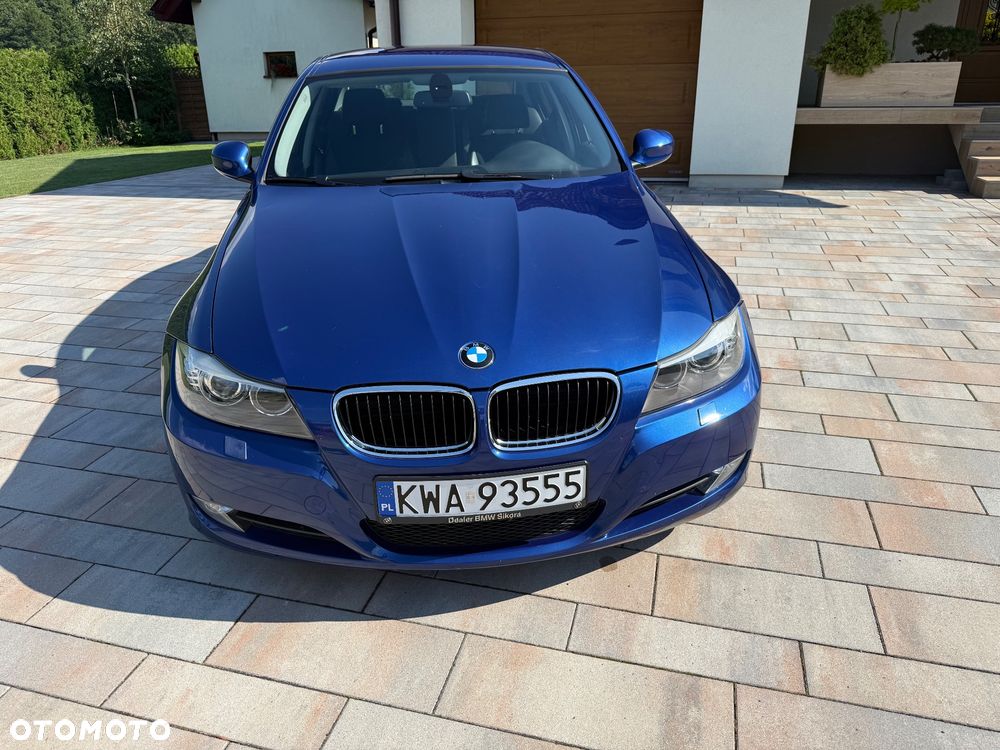 BMW Seria 3 320i - 7