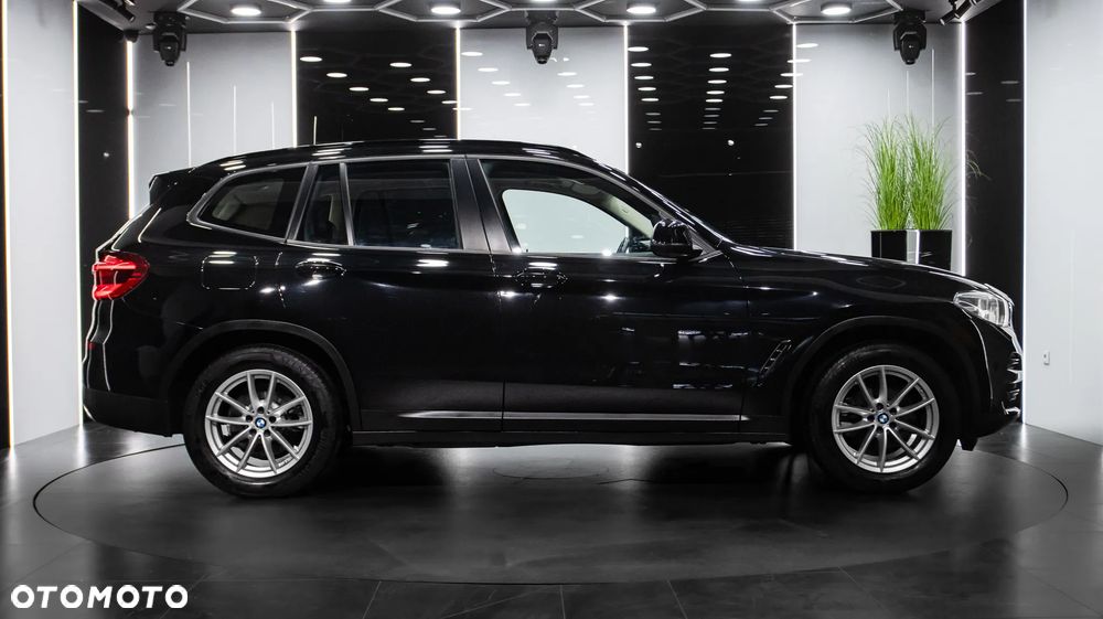 BMW X3 xDrive20i - 9