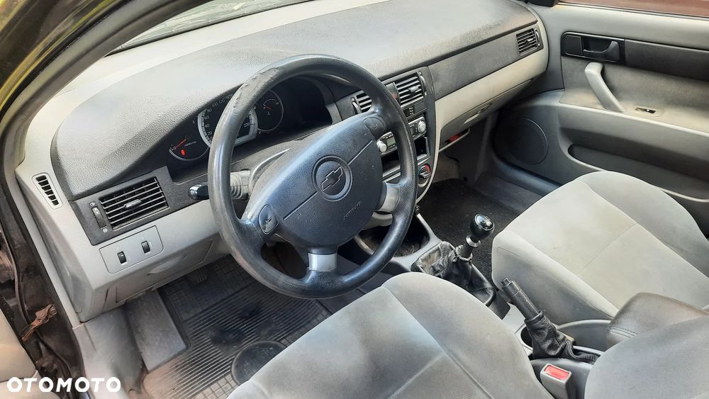Chevrolet Lacetti - 6