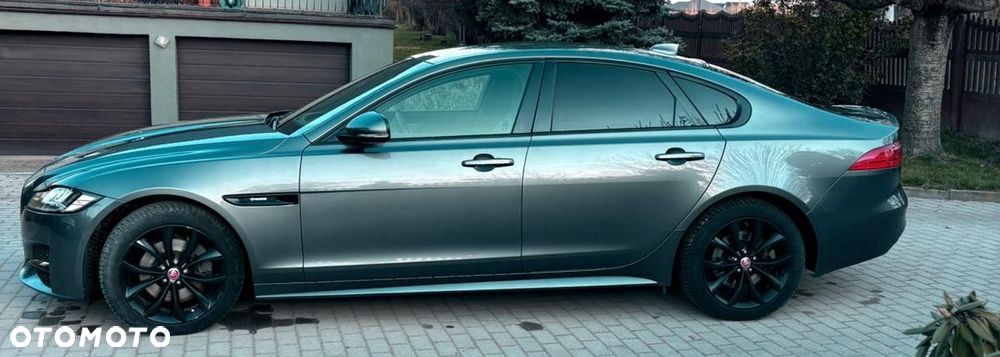 Jaguar XF 2.0 i4D R-Sport - 3