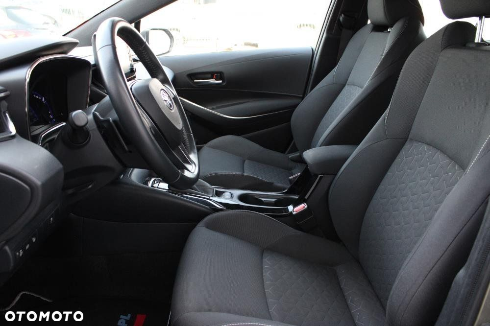 Toyota Corolla - 10
