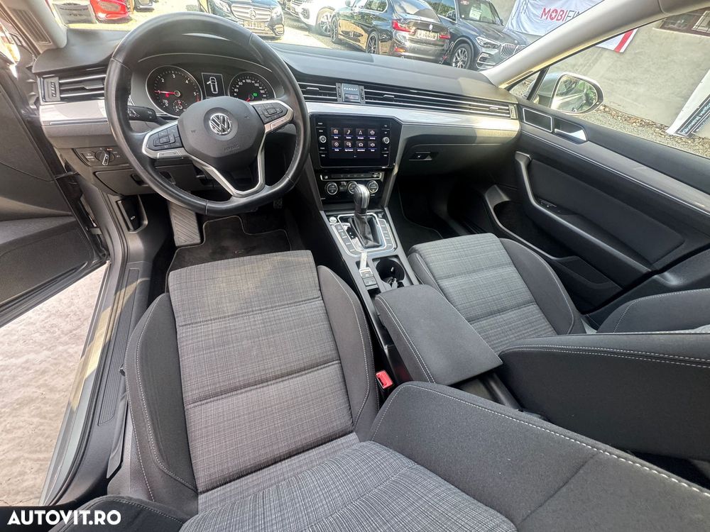 Volkswagen Passat - 9