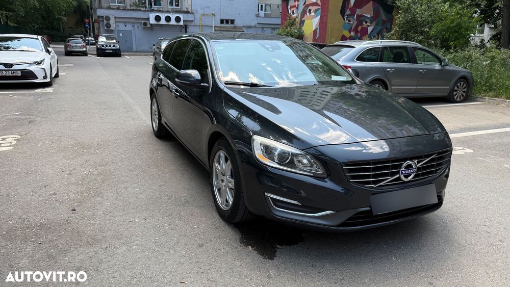Volvo V60 D4 Geartronic Momentum - 16