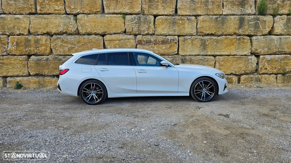 BMW 318 d Touring Line Sport Auto - 4