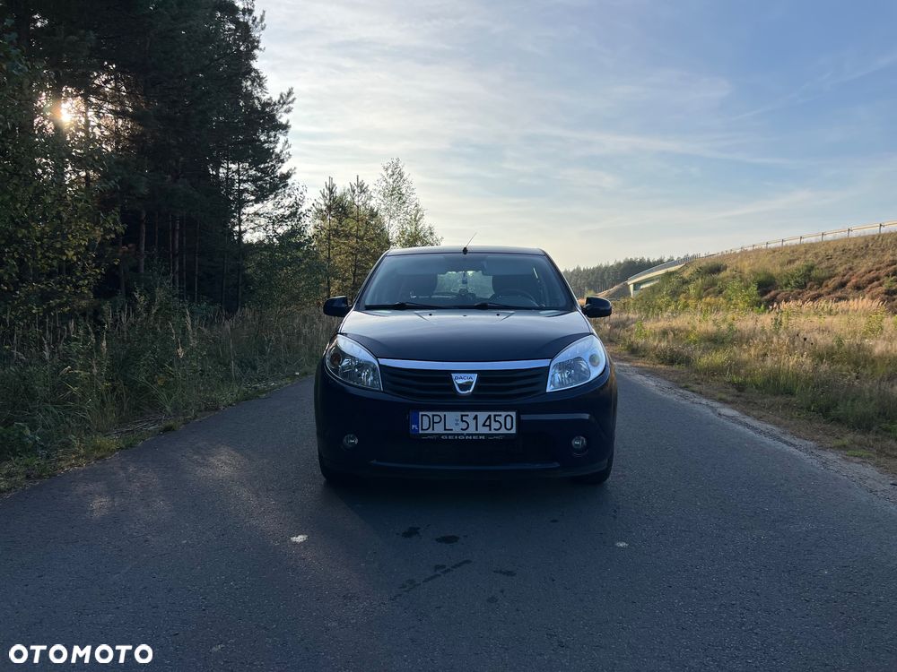 Dacia Sandero - 2
