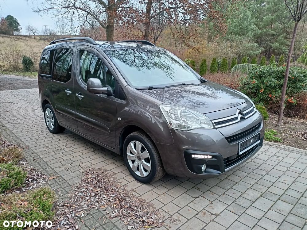 Citroën Berlingo Multispace PureTech 110 SHINE - 2