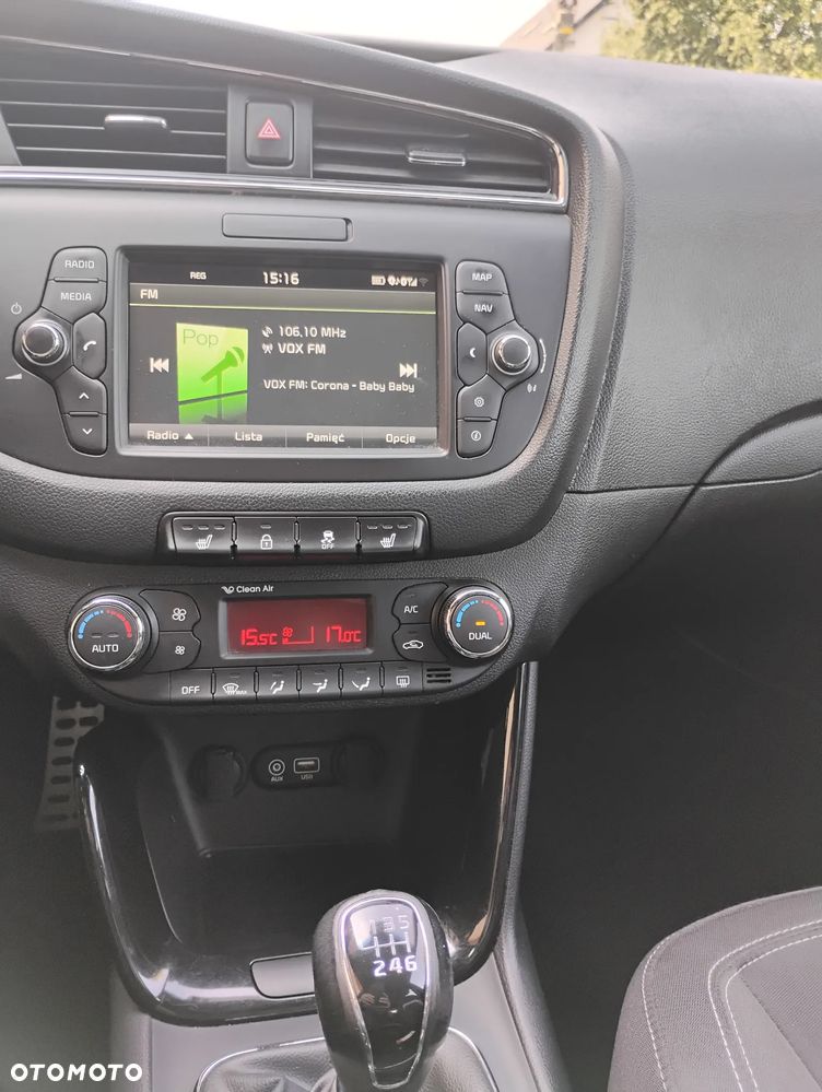 Kia Ceed 1.6 CRDi 136 ISG GT Line - 12