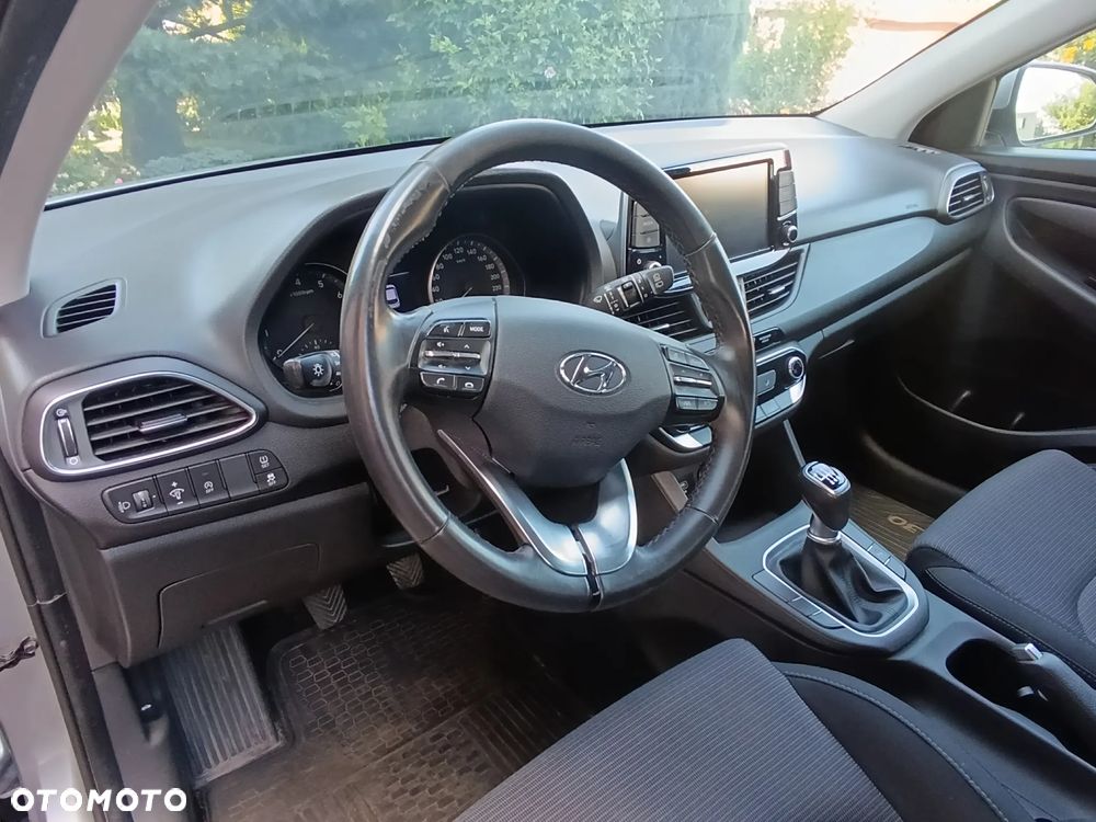 Hyundai i30 1.0 T-GDI Modern - 12
